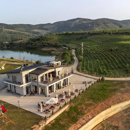 Hani Geshtenjave Bucimas