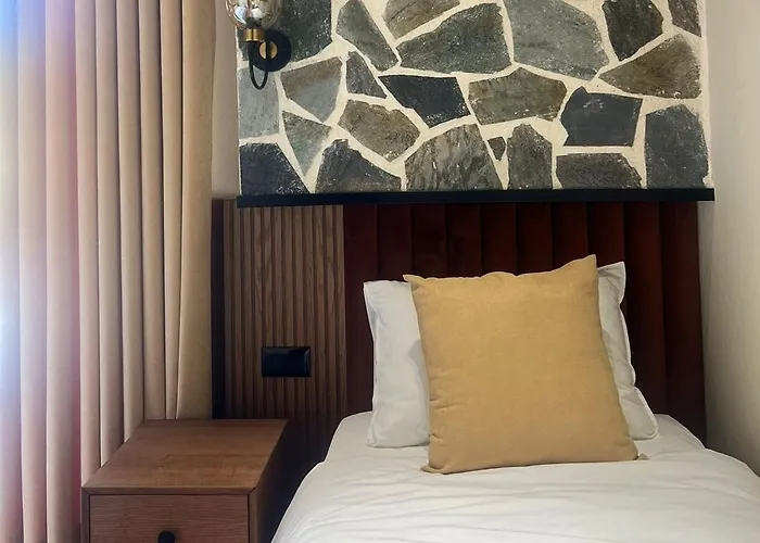 Hani Geshtenjave Bucimas