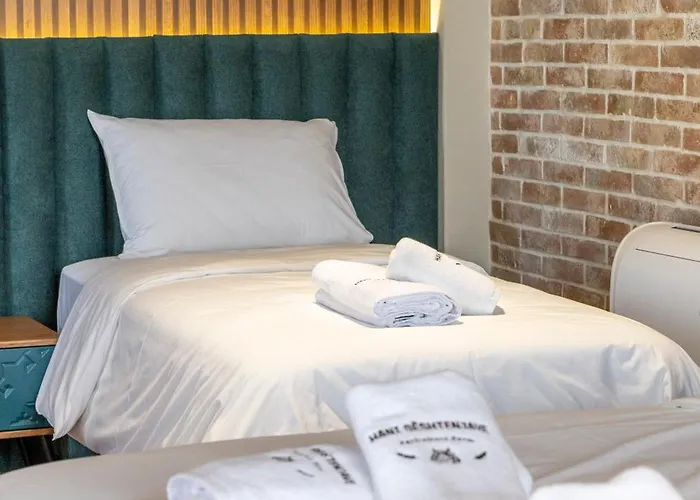 Hani Geshtenjave Hotel Bucimas